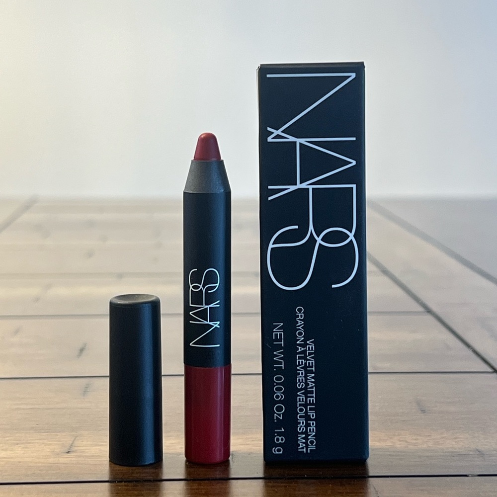 Nars Velvet Matte Lip Pencil 1.8g in Cruella